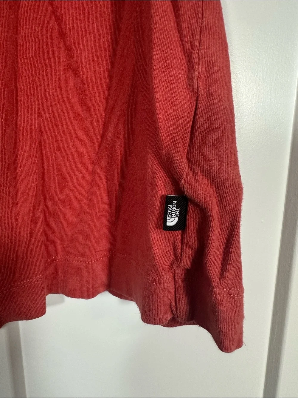 The North Face Short Sleeve Crew T-Shirt - Brick Red - Picture 2 of 4